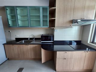 ให้เช่า และ ขาย 3 ห้องนอน คอนโด ใน วัฒนา, กรุงเทพฯ