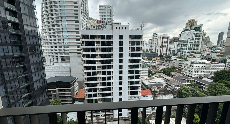 For rent 1 bed condo in Khlong Toei, Bangkok