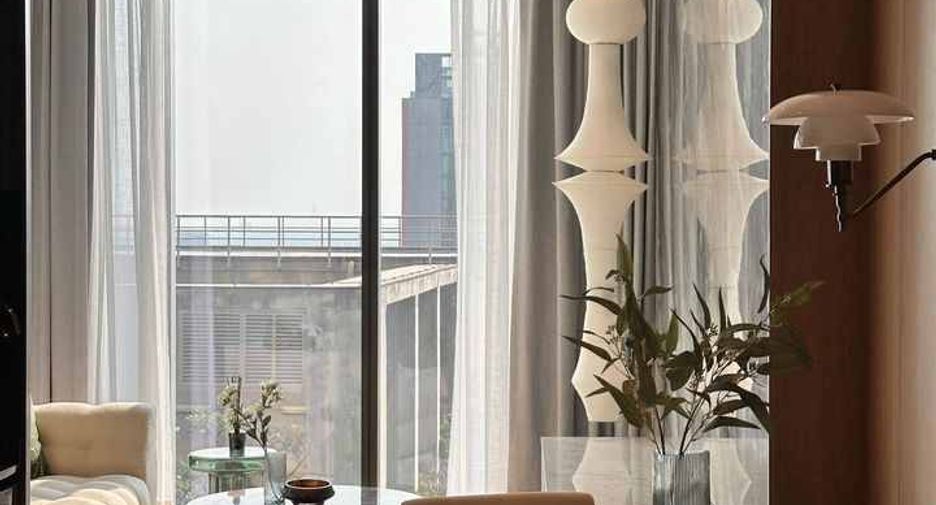 À louer et à vendre 1 chambre condo à Khlong Toei, Bangkok