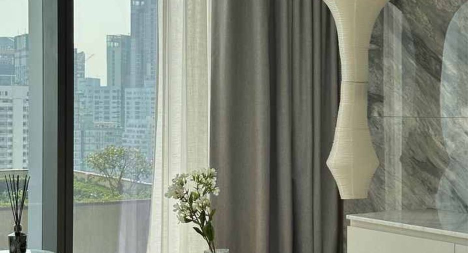 À louer et à vendre 1 chambre condo à Khlong Toei, Bangkok