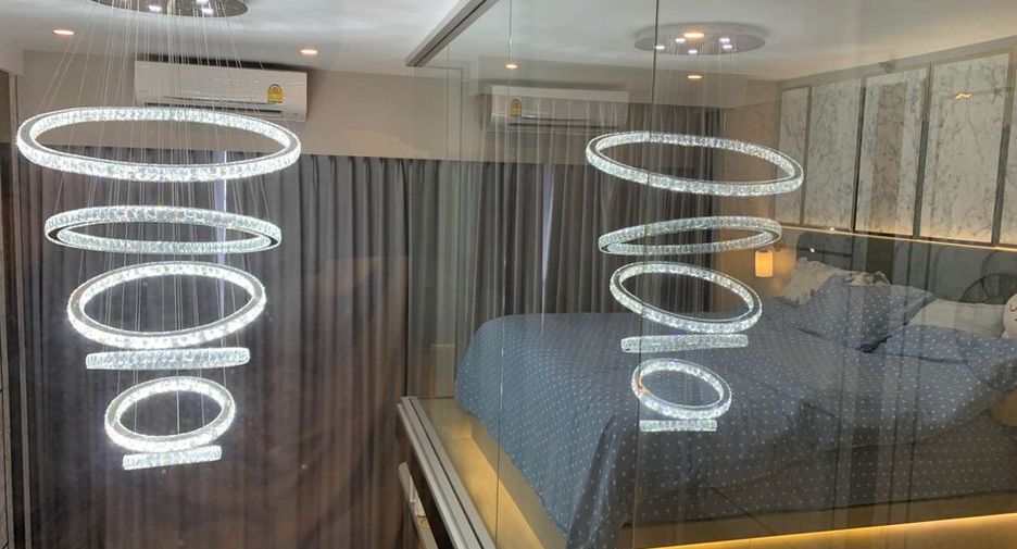 Condo en alquiler de 1 habitaciones en Sathon, Bangkok