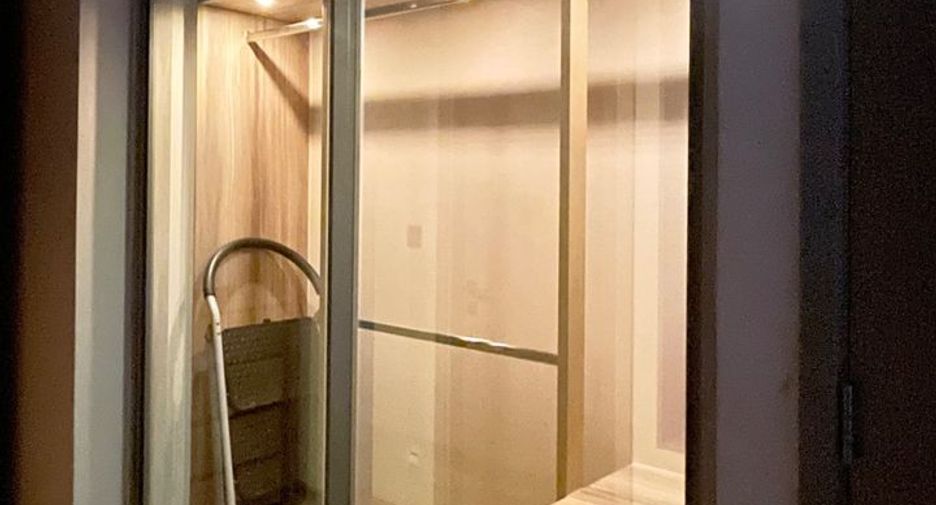 For rent 1 bed condo in Watthana, Bangkok