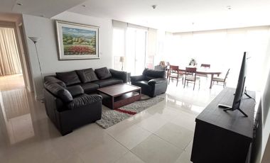 For rent 3 bedrooms condo in Khlong Toei, Bangkok
