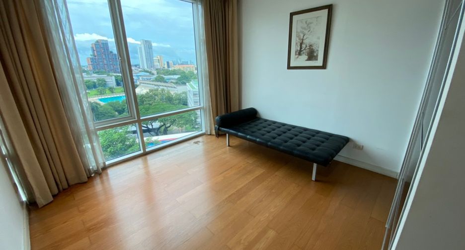 For rent 3 ベッドルーム condo in Khlong Toei, Bangkok