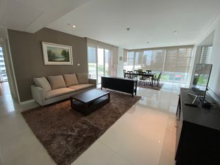 Wohnung zur Miete mit 3 Zimmer in Khlong Toei, Bangkok