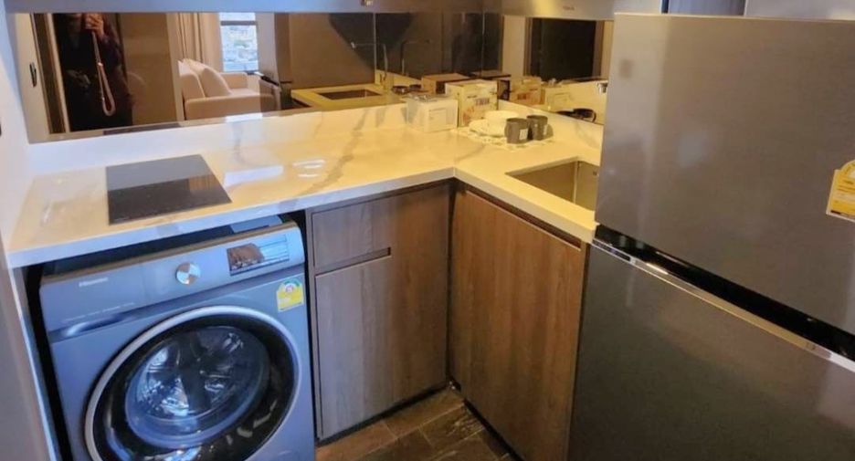 For rent 1 bed condo in Watthana, Bangkok