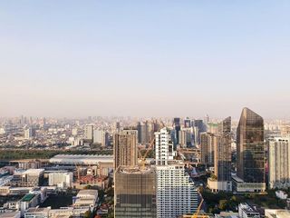 Wohnung zur Miete und zum Kauf mit 2 Zimmer in Watthana, Bangkok