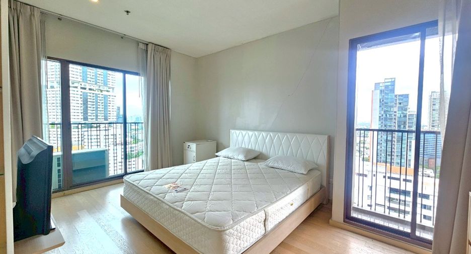 For rent 2 bedrooms condo in Khlong Toei, Bangkok