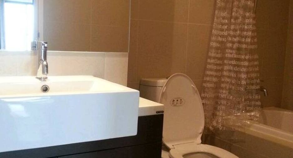 Аренда 1 кровать кондо в Кхлонг Тоеи, Бангкок