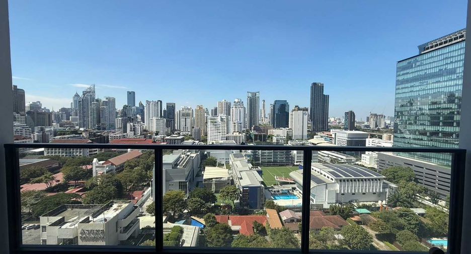 For rent 2 bedrooms condo in Watthana, Bangkok