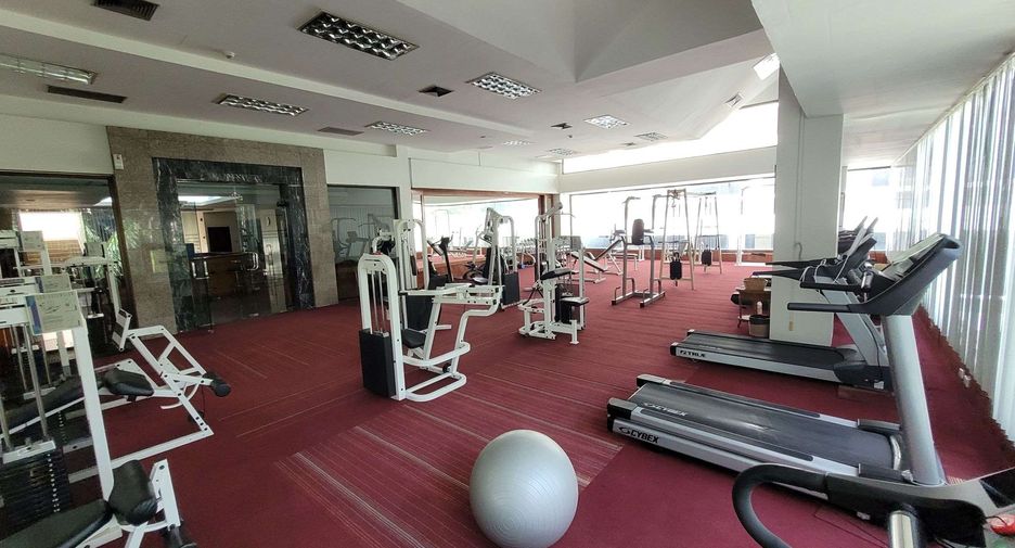 For rent 2 bedrooms condo in Watthana, Bangkok