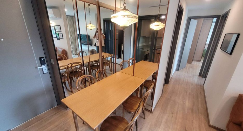 For rent 2 bedrooms condo in Watthana, Bangkok