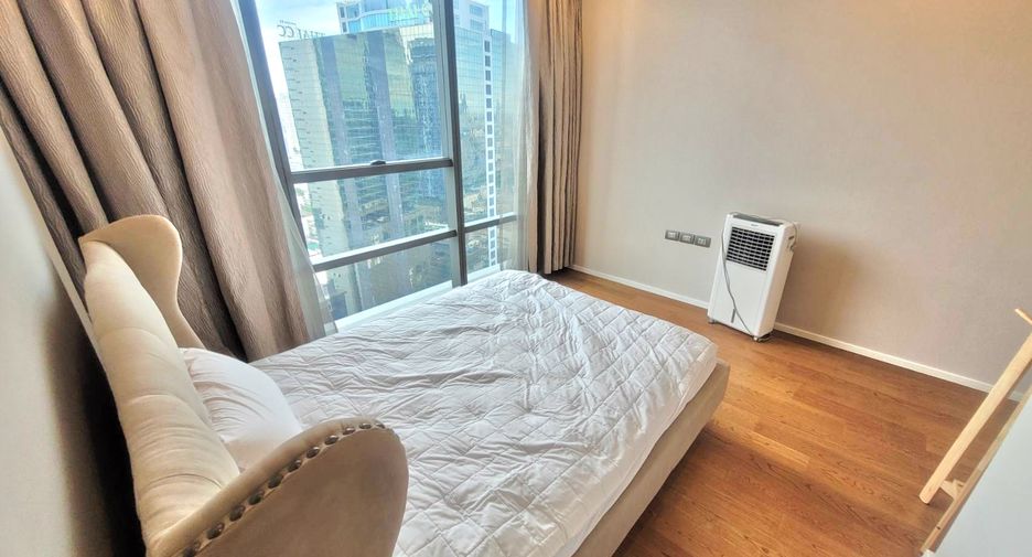 For rent 2 bedrooms condo in Sathon, Bangkok