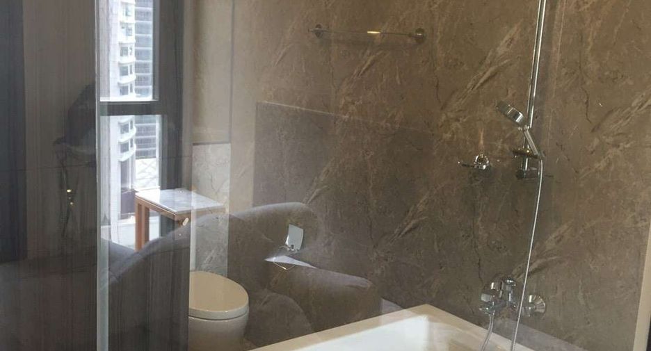 For rent 2 bedrooms condo in Khlong Toei, Bangkok