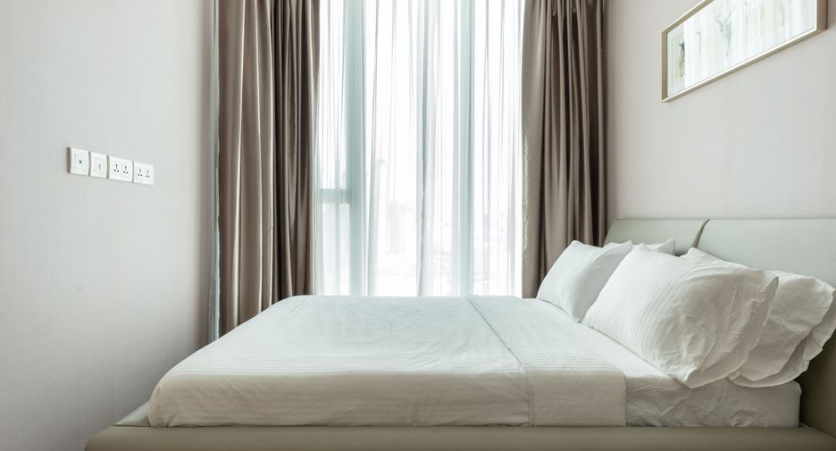 For rent 2 bedrooms condo in Watthana, Bangkok