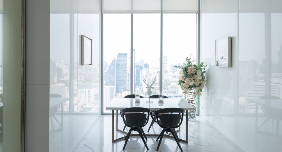 For rent 2 bedrooms condo in Watthana, Bangkok