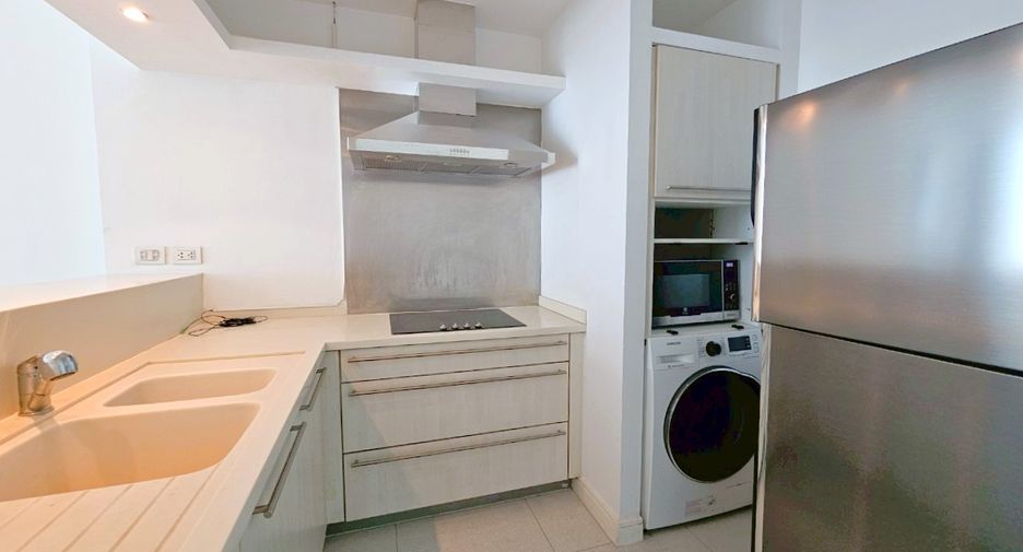 For rent and for sale 2 bedrooms condo in Pathum Wan, Bangkok