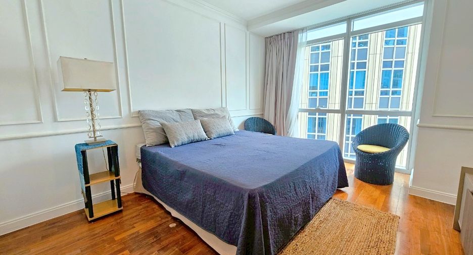 For rent and for sale 2 bedrooms condo in Pathum Wan, Bangkok