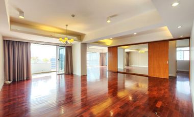 Condo en alquiler de 3 habitaciones en Watthana, Bangkok