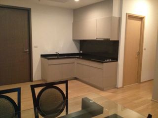 Condo en alquiler de 2 habitaciones en Khlong Toei, Bangkok