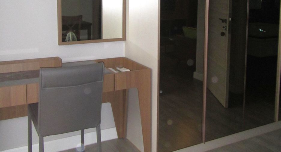 For rent 1 bed condo in Sathon, Bangkok