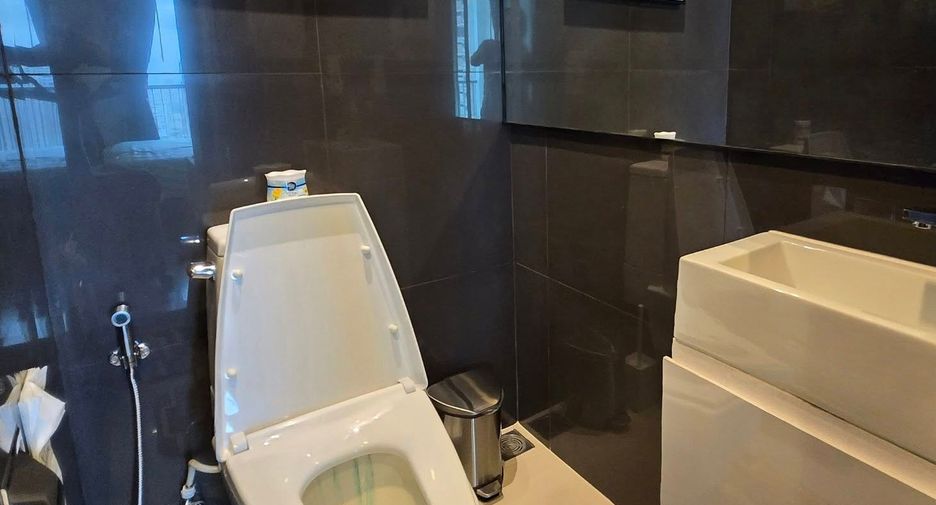 For rent 1 bed condo in Sathon, Bangkok