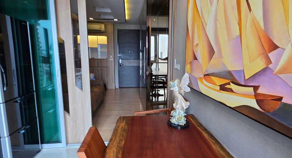 For rent 1 bed condo in Sathon, Bangkok
