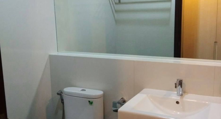 For rent and for sale 2 bedrooms condo in Sathon, Bangkok