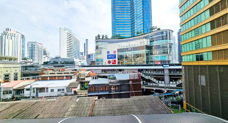 ให้เช่า 3 ห้องนอน คอนโด ใน คลองเตย, กรุงเทพฯ