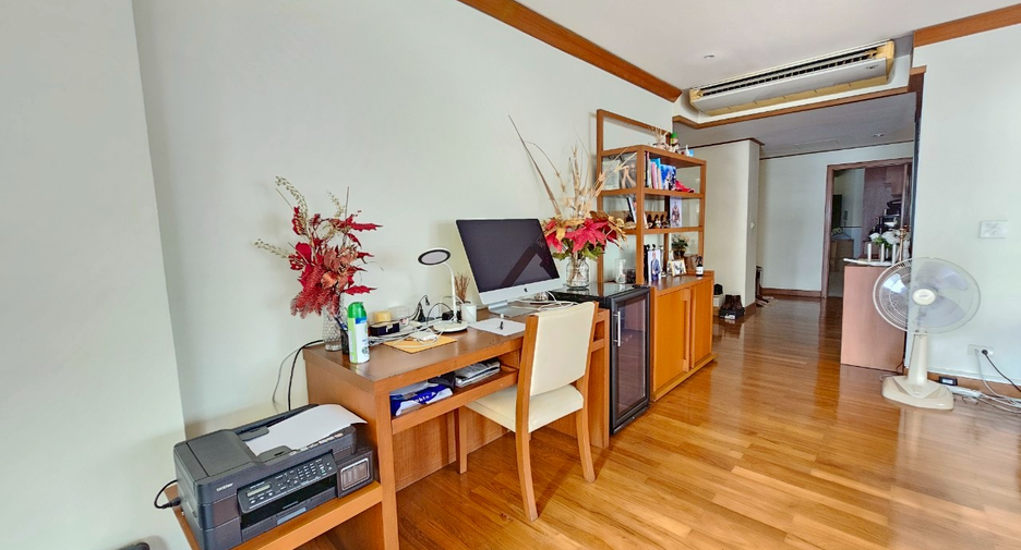 ให้เช่า 3 ห้องนอน คอนโด ใน คลองเตย, กรุงเทพฯ