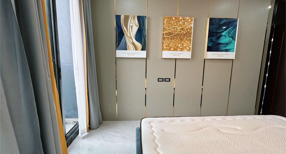 Wohnung zur Miete mit 2 Zimmer in Pathum Wan, Bangkok