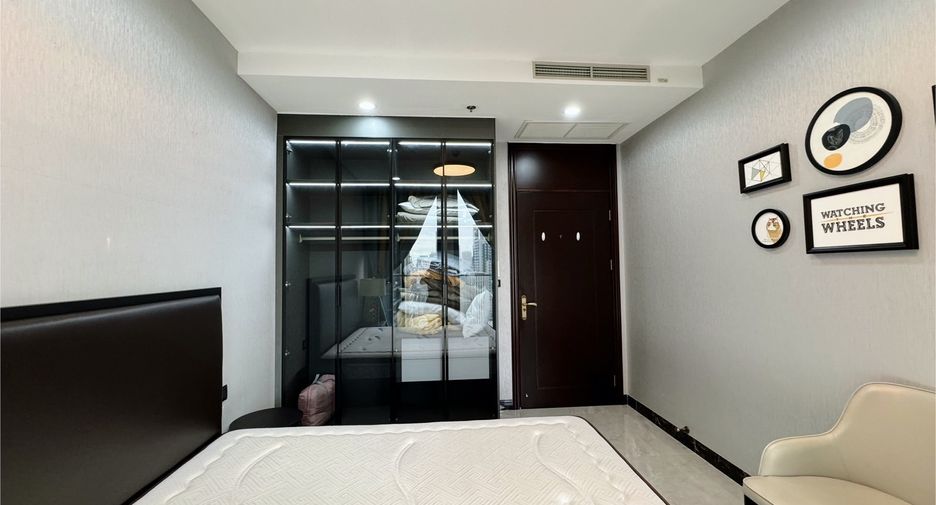 Wohnung zur Miete mit 2 Zimmer in Pathum Wan, Bangkok