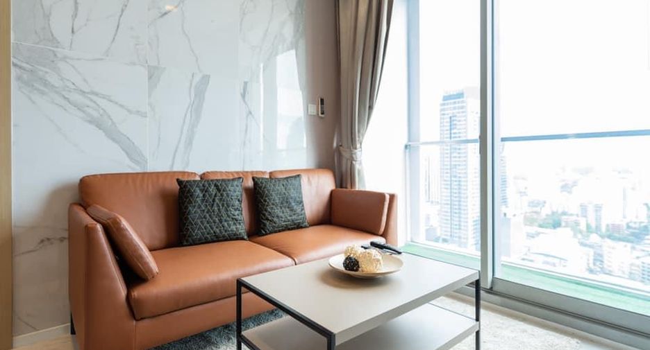 For rent 2 bedrooms condo in Watthana, Bangkok