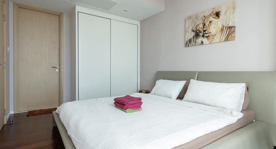 For rent 2 bedrooms condo in Watthana, Bangkok