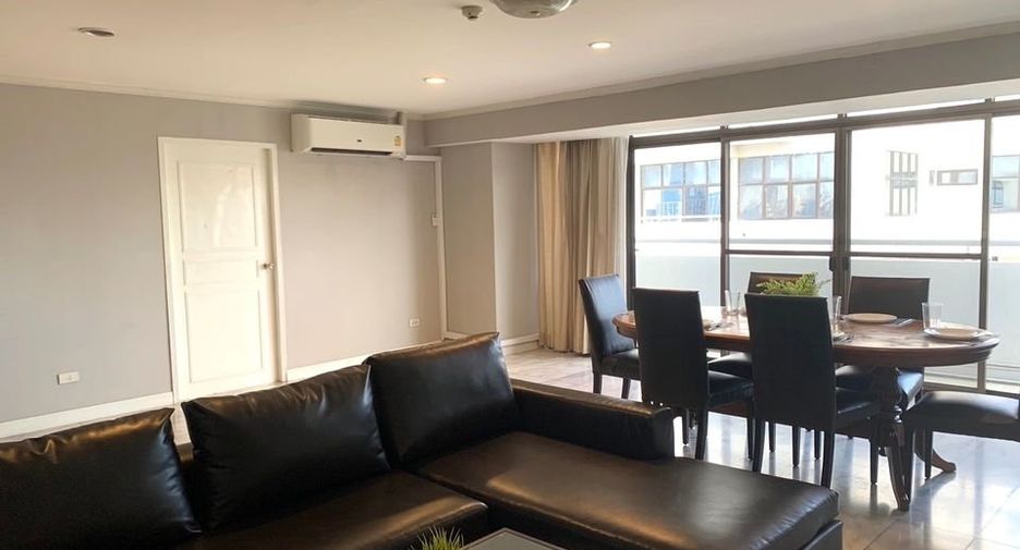 For rent 3 bedrooms condo in Watthana, Bangkok