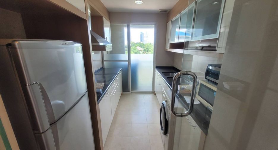 Wohnung zur Miete mit 2 Zimmer in Khlong Toei, Bangkok