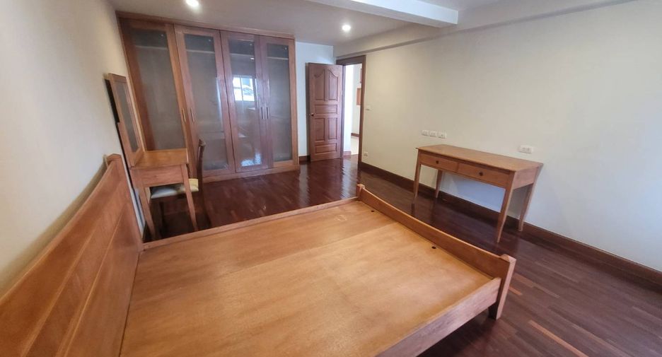 Wohnung zur Miete mit 2 Zimmer in Pathum Wan, Bangkok