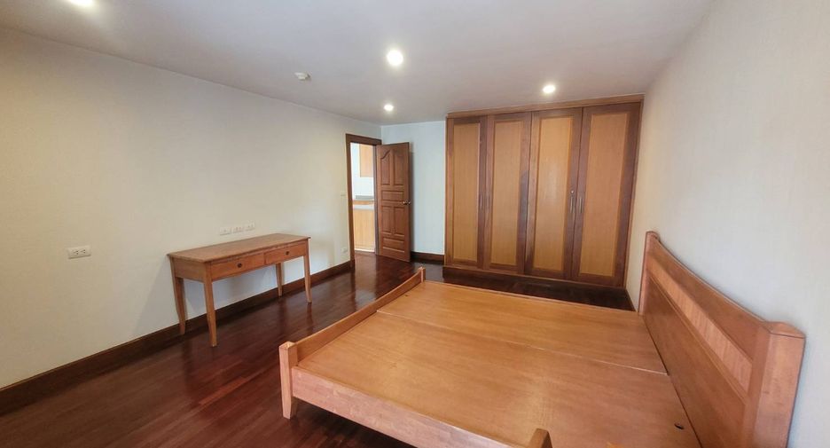 Wohnung zur Miete mit 2 Zimmer in Pathum Wan, Bangkok