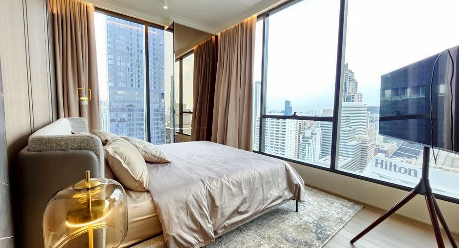 For rent 3 bedrooms condo in Khlong Toei, Bangkok
