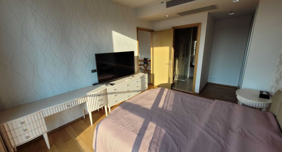 For rent 2 bedrooms condo in Khlong Toei, Bangkok