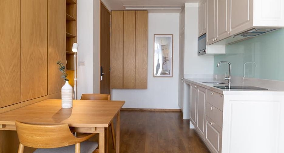 For rent 1 bed condo in Watthana, Bangkok