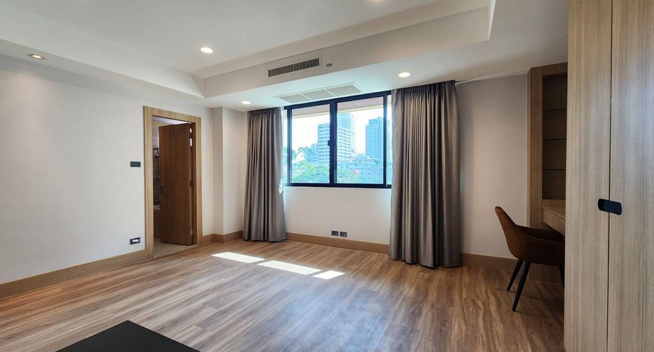 For rent 3 ベッドルーム condo in Watthana, Bangkok