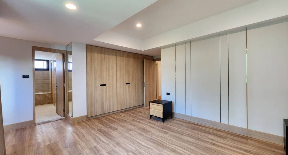 For rent 3 ベッドルーム condo in Watthana, Bangkok