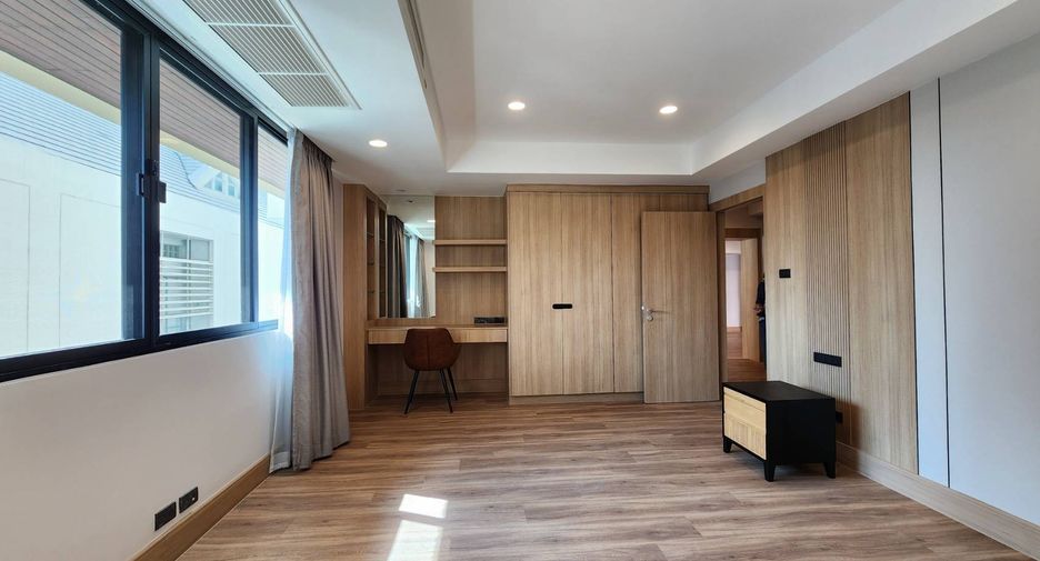 For rent 3 ベッドルーム condo in Watthana, Bangkok