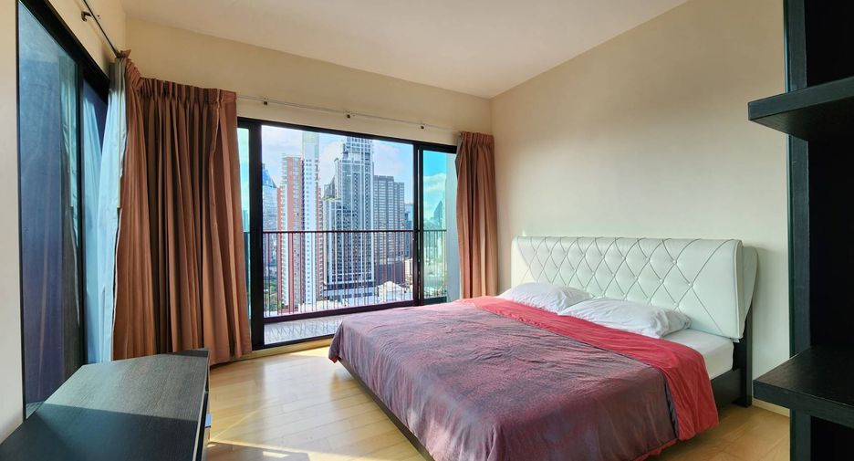 For rent and for sale 2 bedrooms condo in Khlong Toei, Bangkok