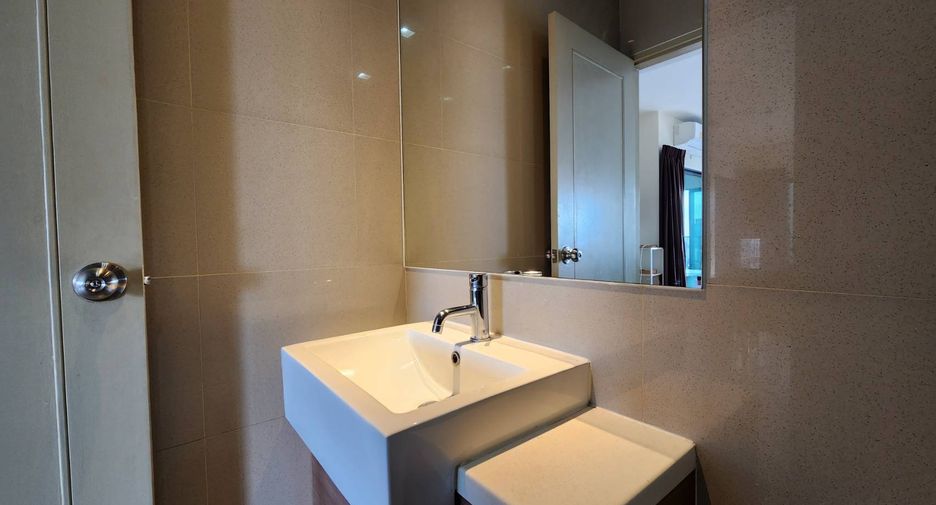 For rent and for sale 2 bedrooms condo in Khlong Toei, Bangkok
