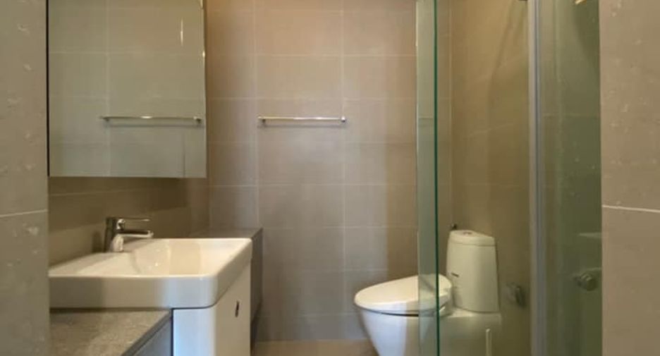 For rent 1 bed condo in Pathum Wan, Bangkok