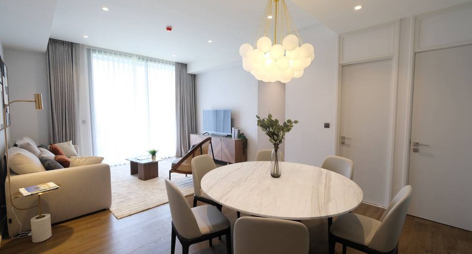 For rent 2 bedrooms condo in Pathum Wan, Bangkok
