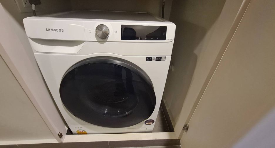 For rent 1 bed condo in Pathum Wan, Bangkok