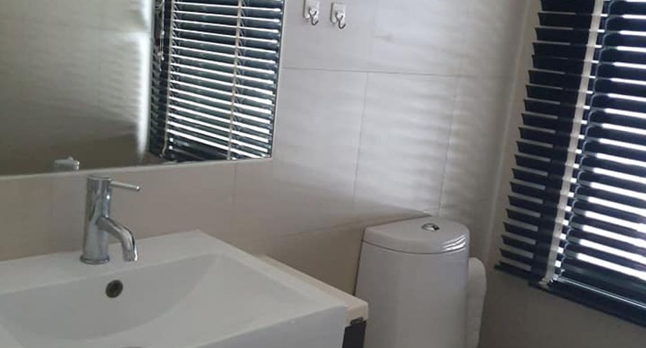 Condo en alquiler y en venta de 1 habitaciones en Watthana, Bangkok